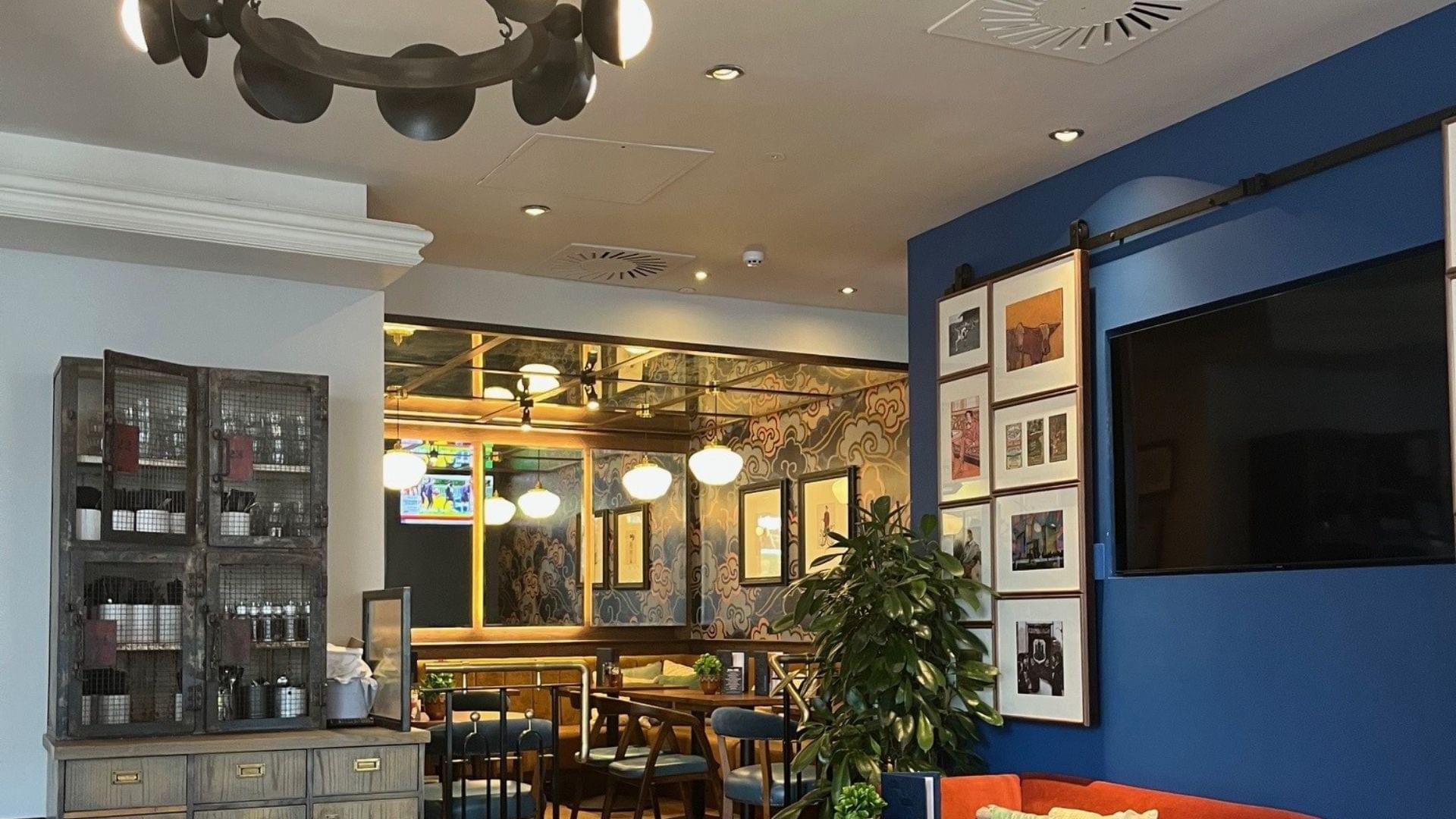 The Huxley (interior decoration)